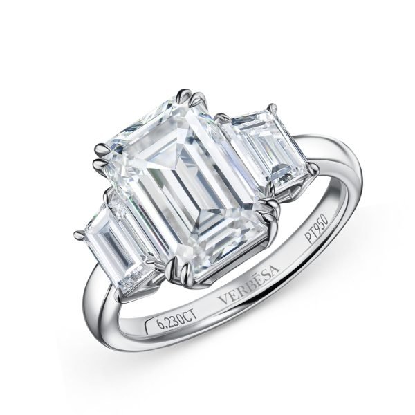 4 Carats Emerald Cut and Trapezoid Lab-Grown Engagement Engagement Ring